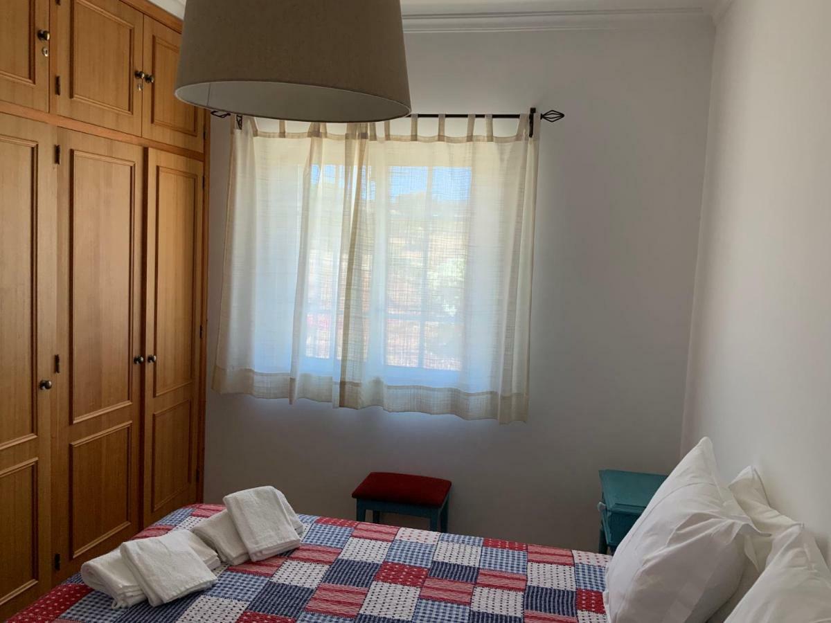 Guest House Alfarrobeiras Албуфейра Екстериор снимка