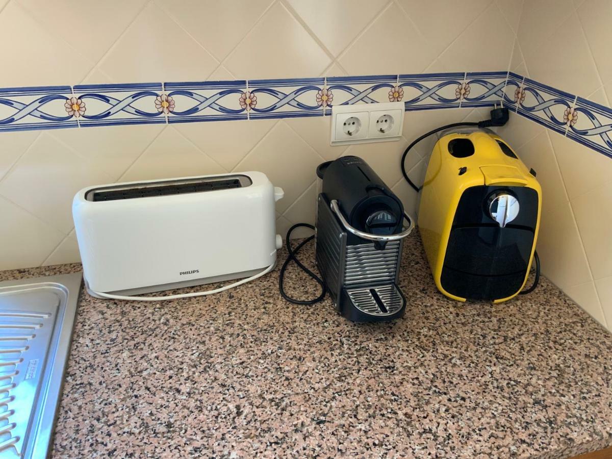 Guest House Alfarrobeiras Албуфейра Екстериор снимка