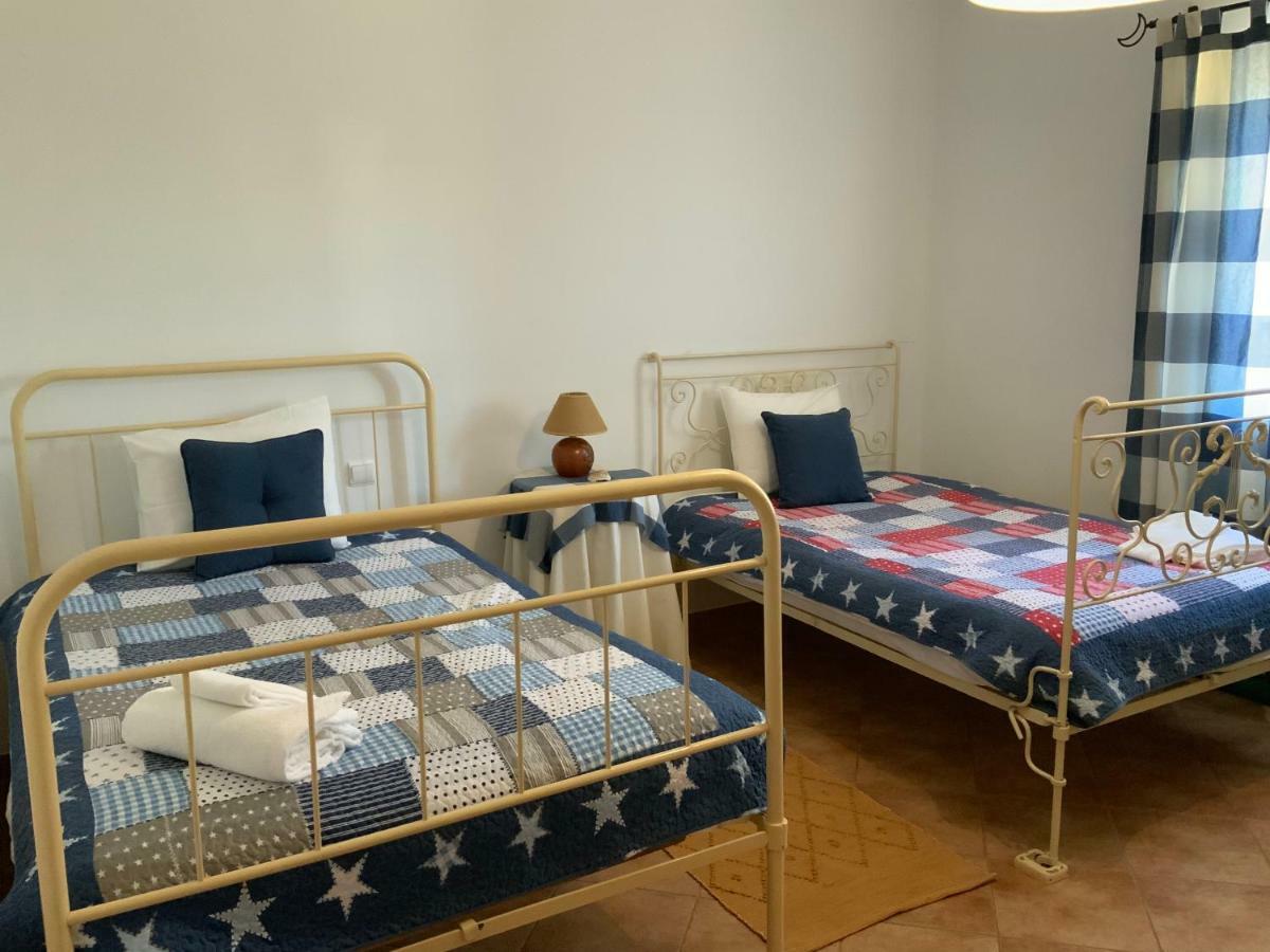Guest House Alfarrobeiras Албуфейра Екстериор снимка